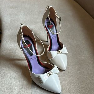 Gucci limited edition spiked pumps